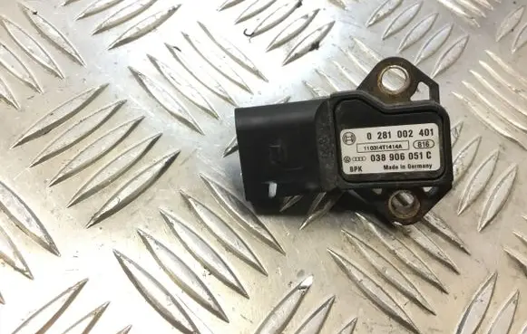 Porsche Cayenne (92A) Air pressure sensor 038906051C 0281002401