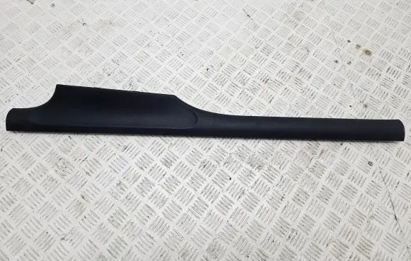 Front sill trim cover