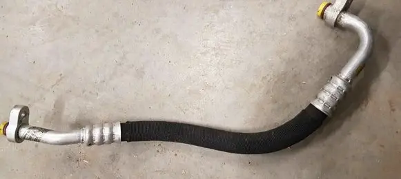 Audi A4 S4 B8 8K Air conditioning (A/C) pipe/hose 8K0260701T