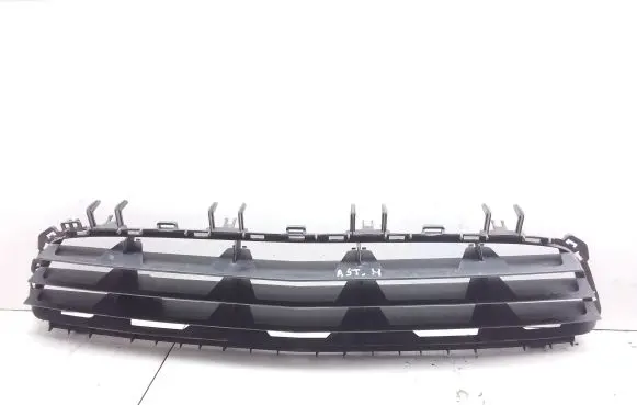 Opel Astra H Front bumper lower grill 24460271