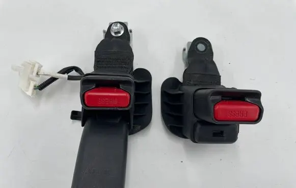 Toyota Corolla E210 E21 Rear seatbelt buckle 7348002620 7338002110