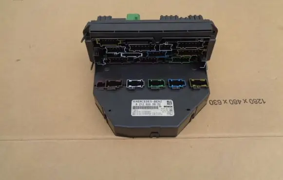 Mercedes-Benz E W212 SAM control unit A2129005822