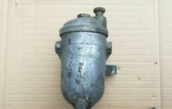 Mercedes-Benz COMPAKT W115 Fuel filter housing 0450101011
