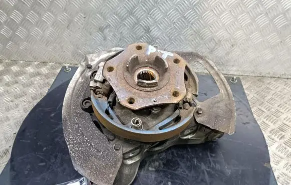 Porsche Panamera (970) Front wheel hub