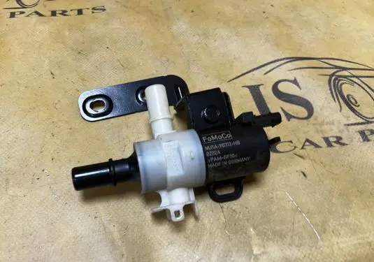 Ford Kuga III Valve vacuum NU5A9G712HB PZ189E817EB