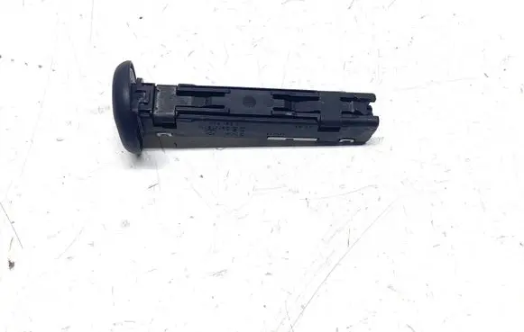 Volkswagen Touareg II Seat trim 1K0881920J