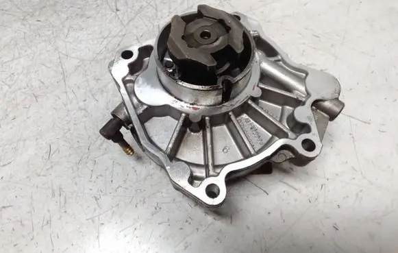 Opel Insignia A Vacuum pump 55205446 72902303005