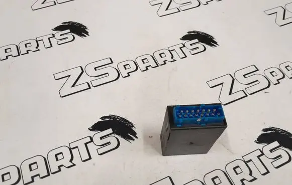 BMW 3 E36 Window wiper relay 61358359031 8359031
