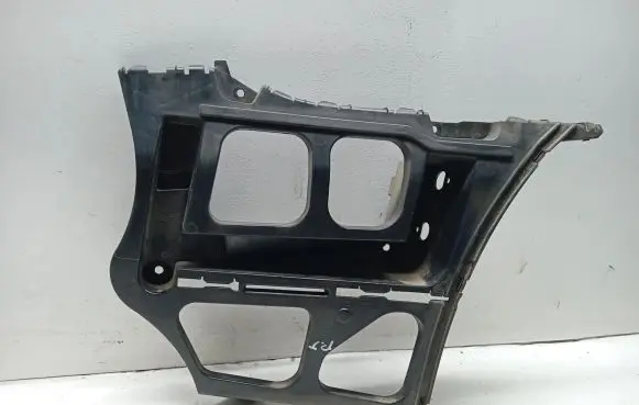 BMW 3 E90 E91 Rear/tail light trim molding 7127716