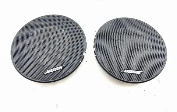 Maserati Quattroporte Side speaker trim/cover 