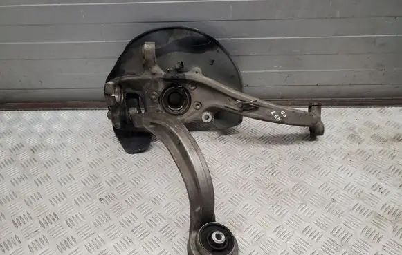 Audi A7 S7 4G Front wheel hub 4G0407696 4G0407242C