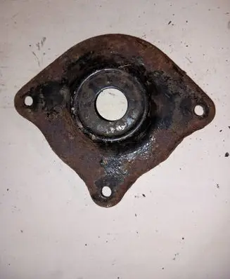 Audi 100 S4 C4 Coil spring/strut mount 