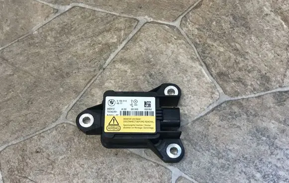 BMW 5 GT F07 Airbag deployment crash/impact sensor 9159313