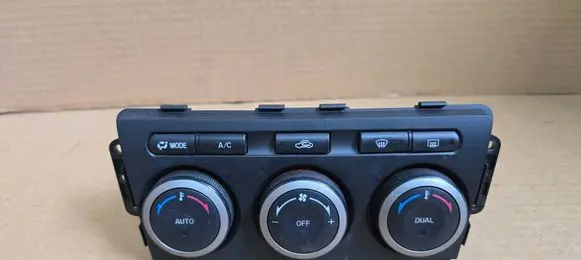 Mazda 6 Climate control unit GAM761190B T1005815JB 79225EA195
