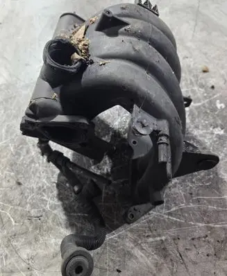 Peugeot 206 Intake manifold 9632998380