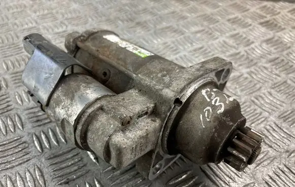 Volkswagen PASSAT B7 Starter motor 02m911024