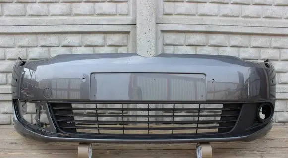 Volkswagen Touran II Front bumper 1T0807221M 1T0807217P
