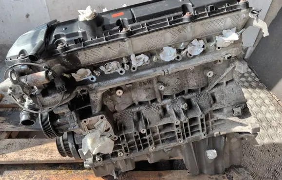 BMW Z4 E85 E86 Engine 226S1 M54B22 35605836