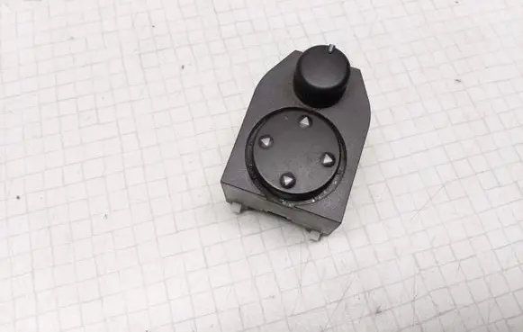 Audi A4 S4 B5 8D Wing mirror switch 8D0959565A