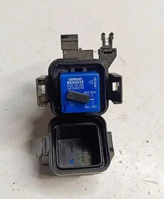 Renault Scenic III - Grand scenic III Fuse module 243120003R 243800013R 63511848