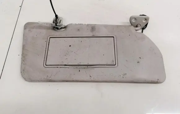 Nissan Almera Tino Sun visor