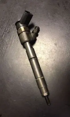 Mercedes-Benz A W169 Fuel injector 6400700787