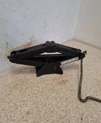 Peugeot 2008 I Lift Jack 