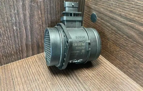 Fiat Doblo Mass air flow meter 0281002963 51792707