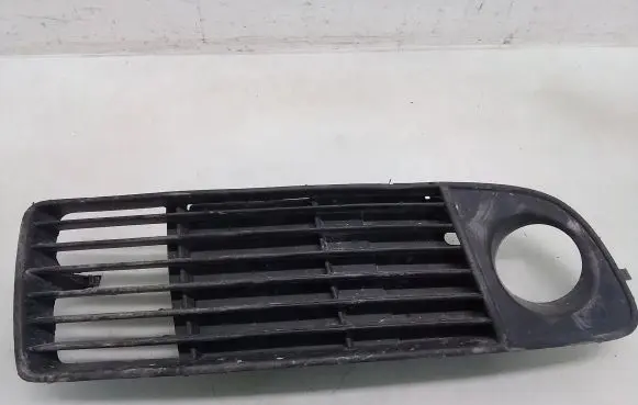 Audi A6 S6 C5 4B Front bumper lower grill