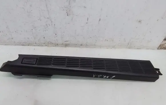 BMW 5 E39 Parcel shelf load cover mount bracket 8185227