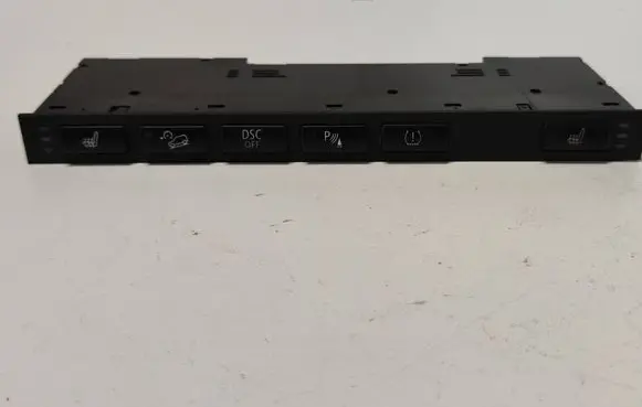 BMW X3 E83 Seat heating switch 3415619 110187 03742512