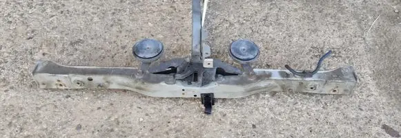 Toyota Avensis T250 Top upper radiator support slam panel
