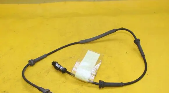 Opel Vivaro ABS rear brake sensor 479004618R
