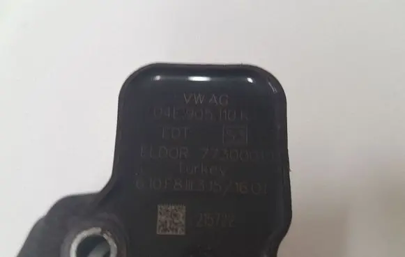Seat Ibiza IV (6J,6P) High voltage ignition coil 04E905110K 77300010