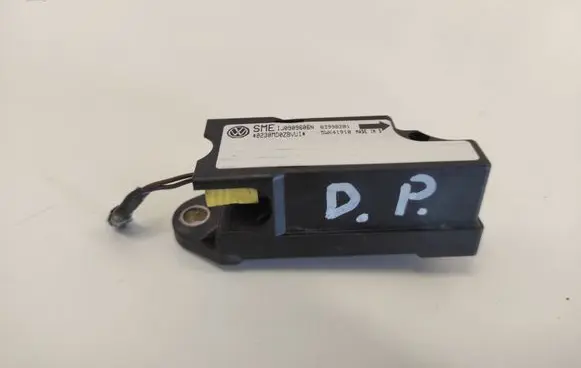 Volkswagen PASSAT B5 Airbag deployment crash/impact sensor IJ0909606N 0230MD0ZBVUI