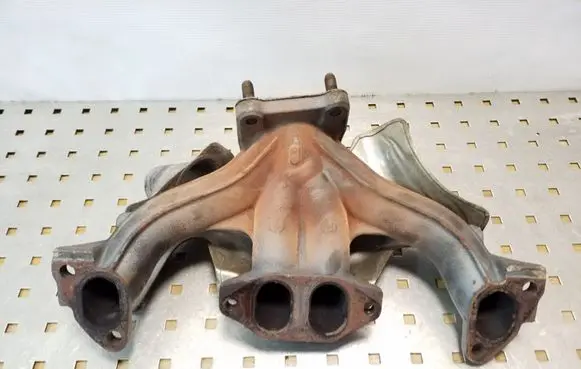 Skoda Fabia Mk1 (6Y) Exhaust manifold