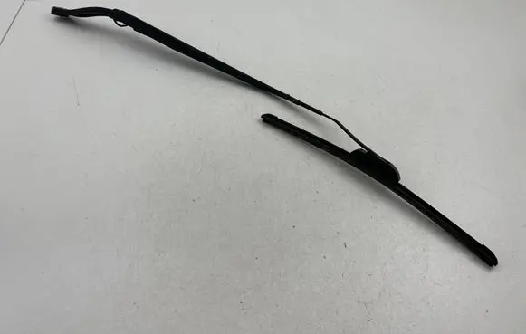 Chevrolet Captiva Windshield/front glass wiper blade 
