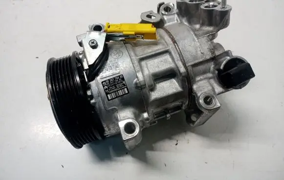Peugeot 3008 II Air conditioning (A/C) compressor (pump) 9834779480