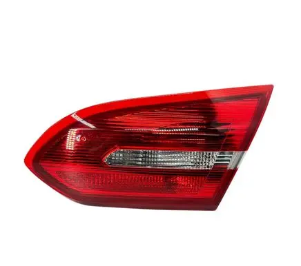Ford Focus Tailgate rear/tail lights F1EB13A602DD