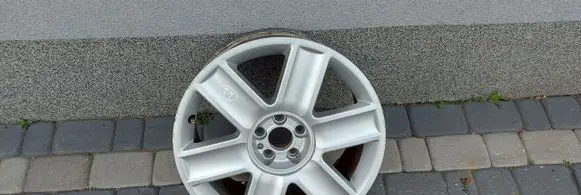Audi TT TTS Mk2 R17 alloy rim 