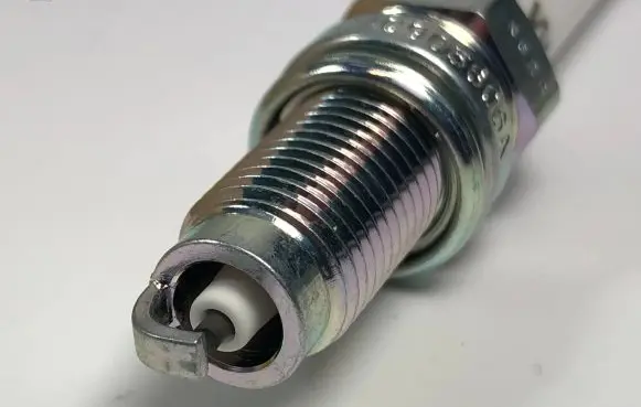 Skoda Fabia Mk3 (NJ) Glow plug 04C905606A 04C905606 04C.905.606A