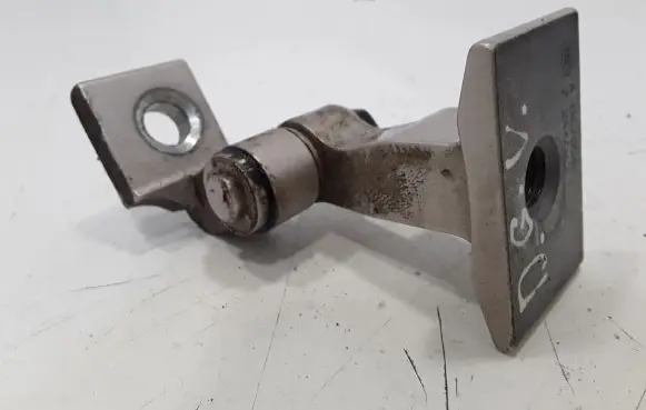 BMW 3 F30 F35 F31 Rear door upper hinge 7246062