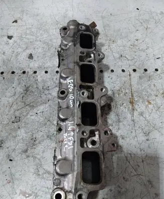 Volkswagen Eos Intake manifold 03c906051h