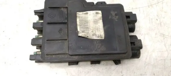 Renault Latitude (L70) High voltage junction box 243800003R 290811 PRT02020