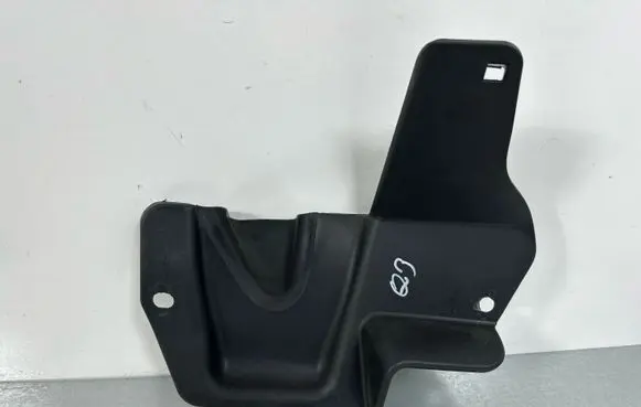 Audi Q3 8U Steering wheel column trim 5N1863129B