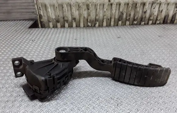 Renault Laguna II Accelerator throttle pedal 8200003392
