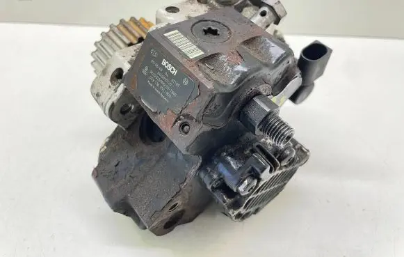 Fuel injection high pressure pump
