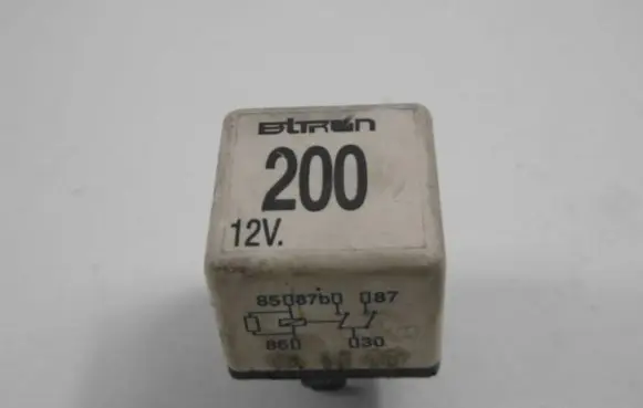 Seat Toledo I (1L) Other relay 431951253C