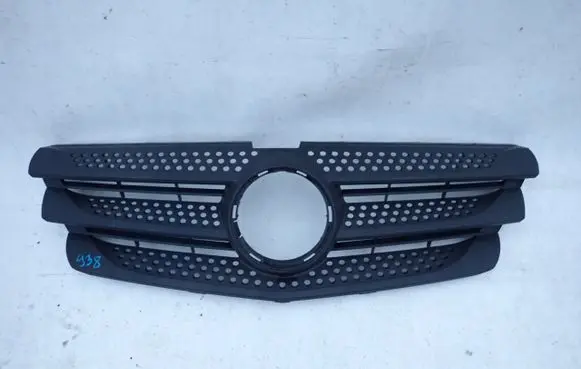 Mercedes-Benz Vito Viano W447 Front bumper upper radiator grill A4478880023