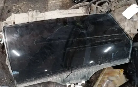 Hyundai i40 Rear door window glass